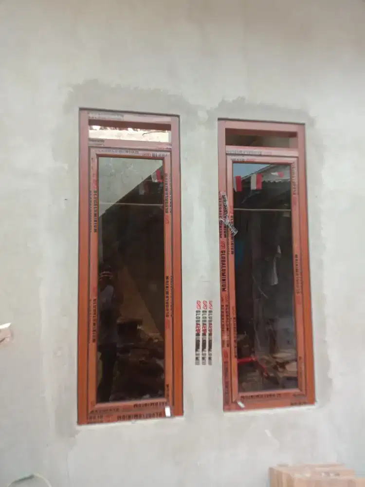 Jendela aluminium serat kayu