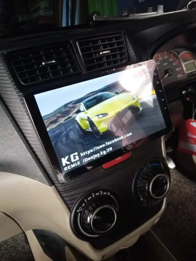 Tv androit 9 inci  camera 360