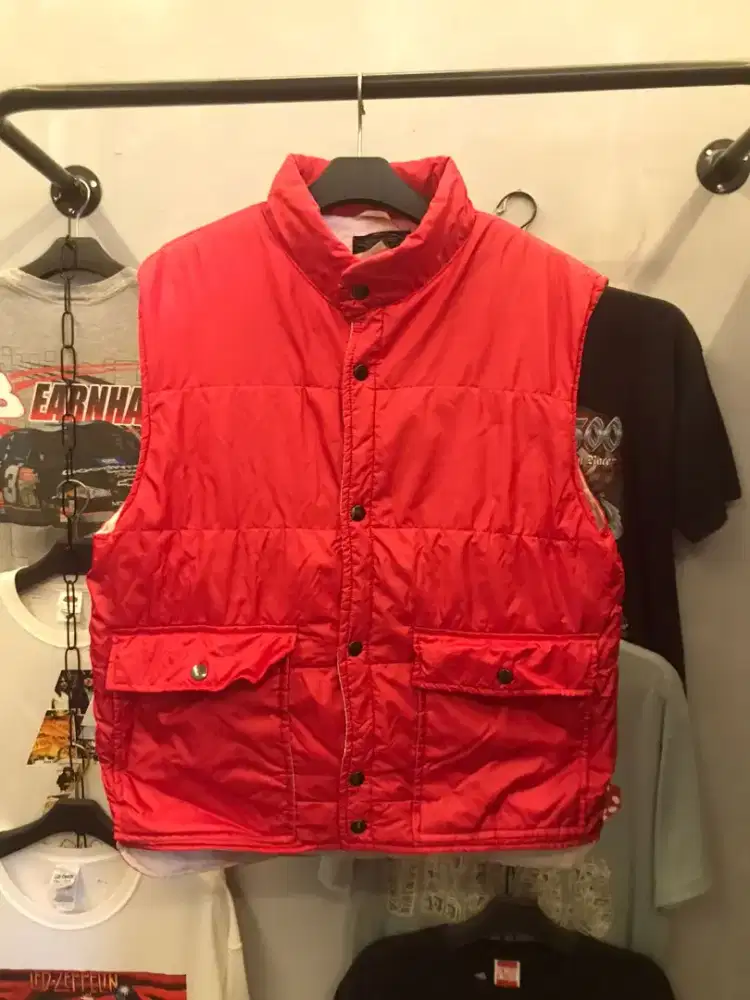 VEST RED SIZE L