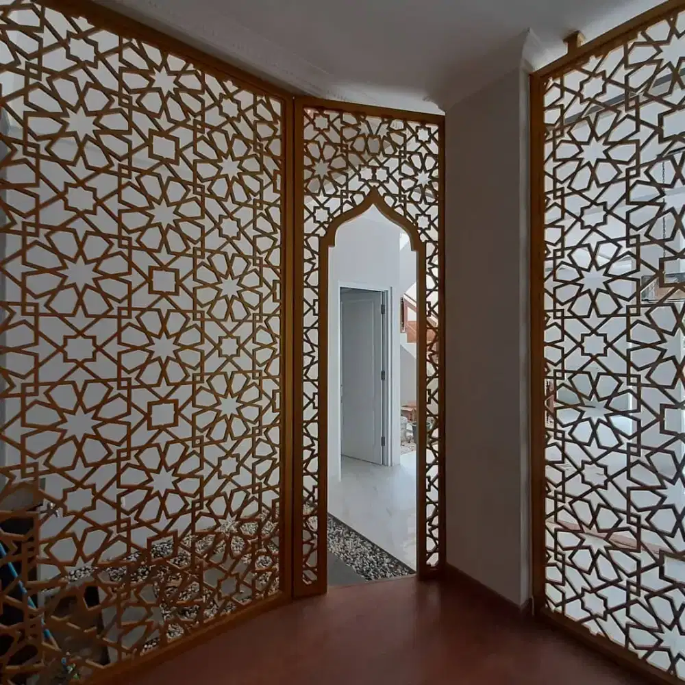 Partisi Mushola dan Mihrab, MDF/HMR Cutting