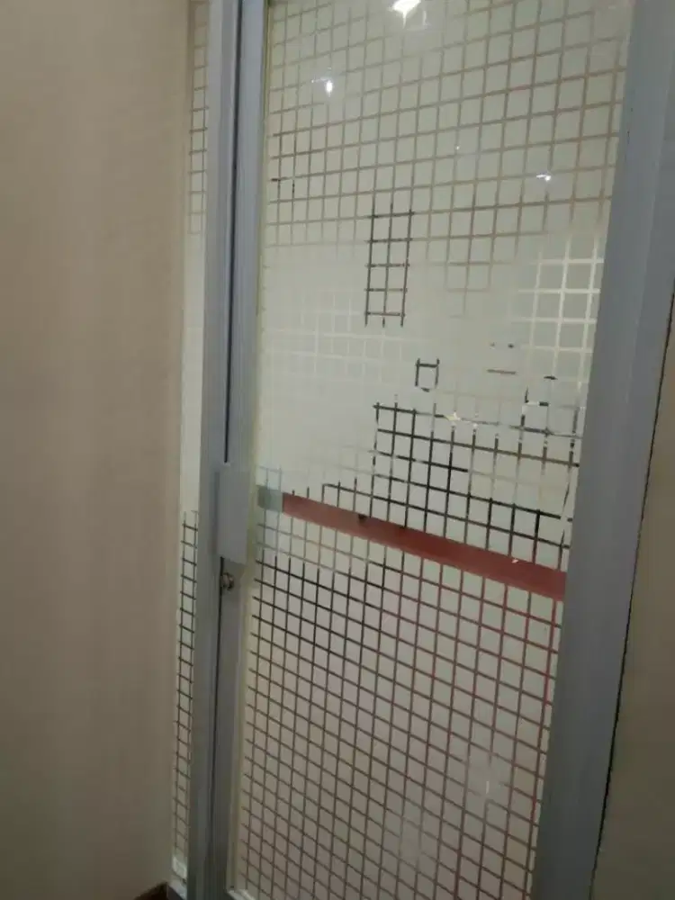 sticker kaca motif untuk rumah dan kantor