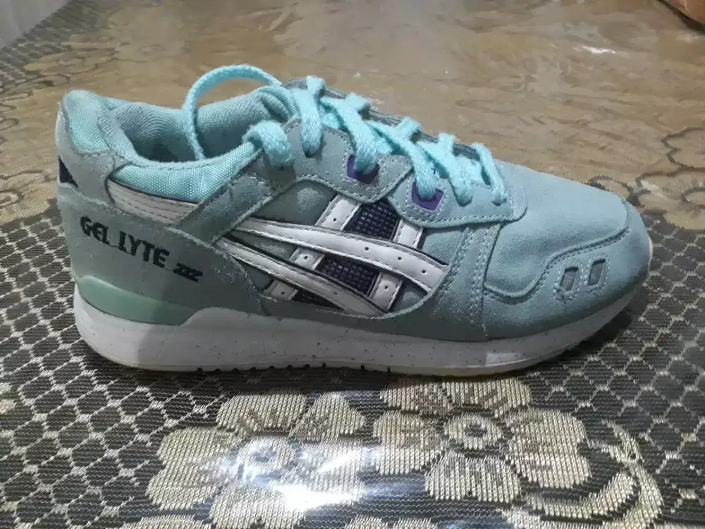 Sepatu Asics GEL LYTE III (Vietnam)