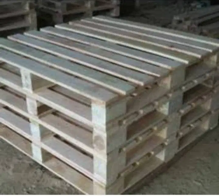 Supplier palet kayu dan peti packing kayu murah