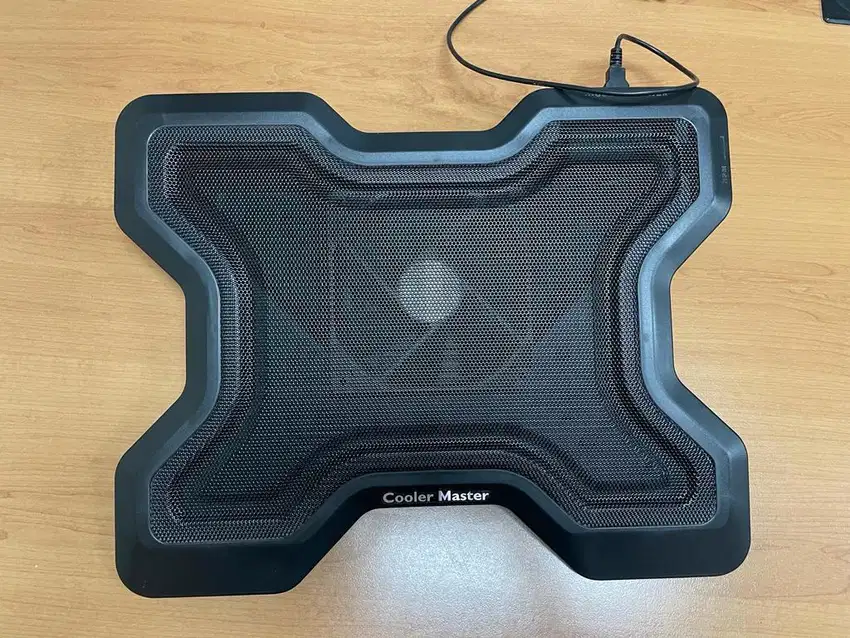 COOLER MASTER. FAN COOLING PAD