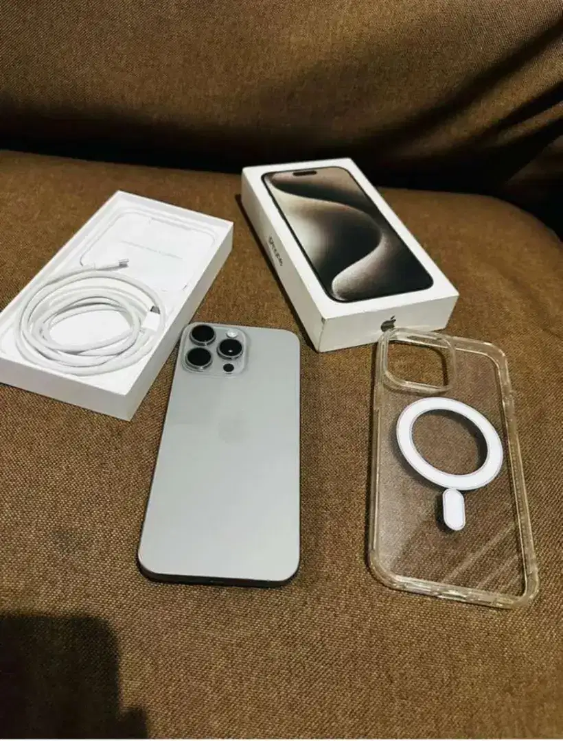 Belii. Semua iphone 16 Lima belas pro max siapp codd langsung