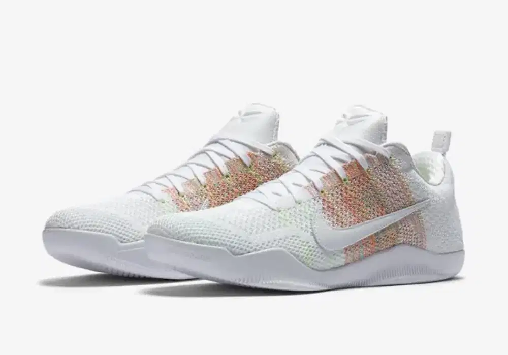 Sepatu basket hotsell kobe 11