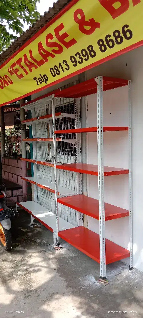 Rak besi siku lobang
