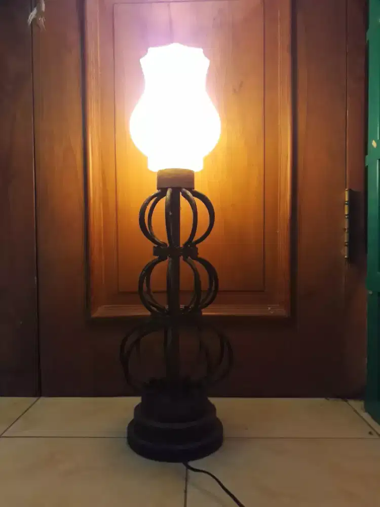 Lampu tidur jadul antik vintage industrial