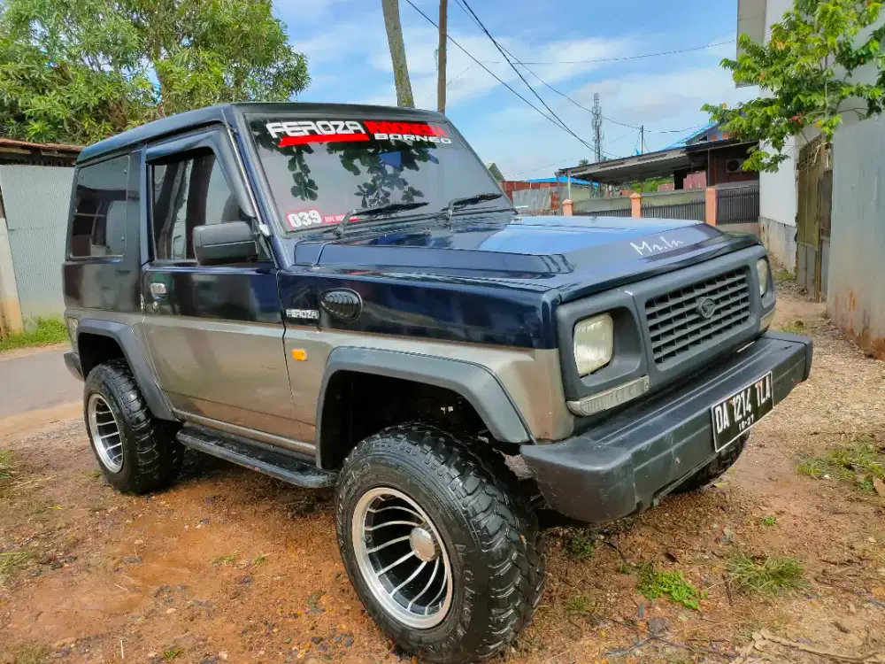 FEROZA BIRU METALIK 1994 Badan kaleng Sangat terawat Pajak Hidup 1thn