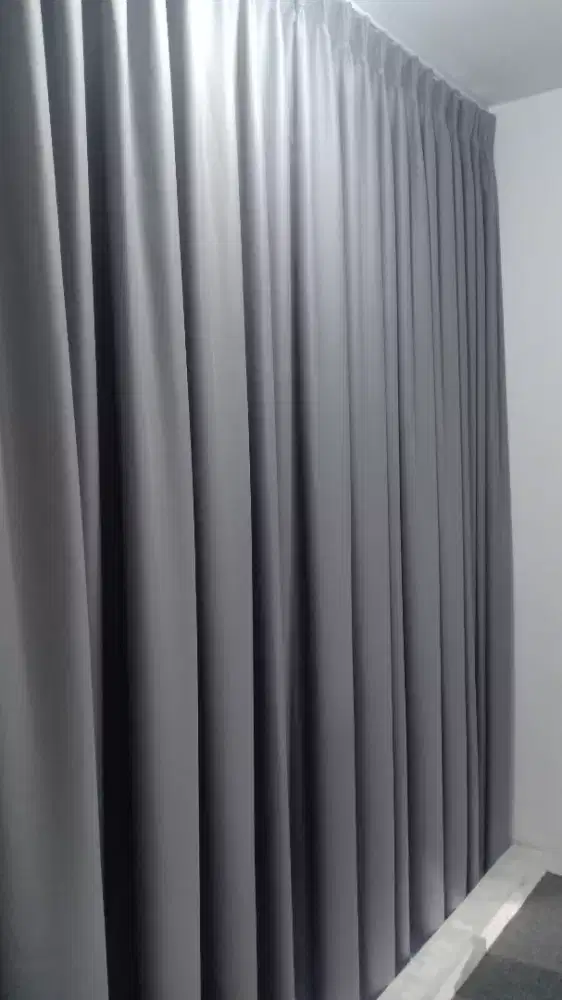 Gorden Blackout Modern