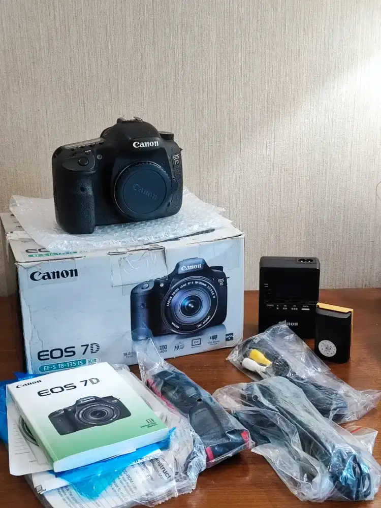 (NEGO) CANON PRELOVED 7D mark I milik pribadi. BODY ONLY