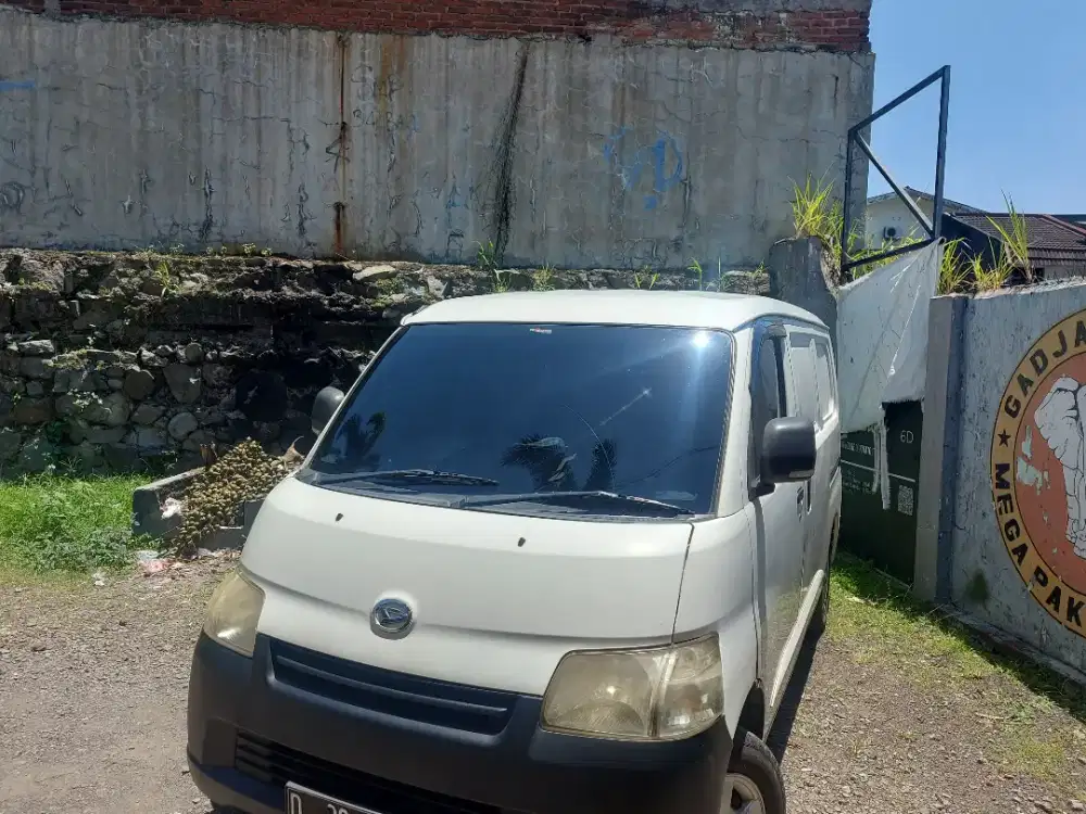 kaca film mobil panggilan ke lokasi anda