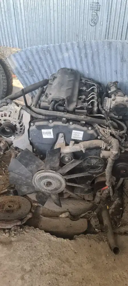 mesin ford rnger 2,2..thun 2013