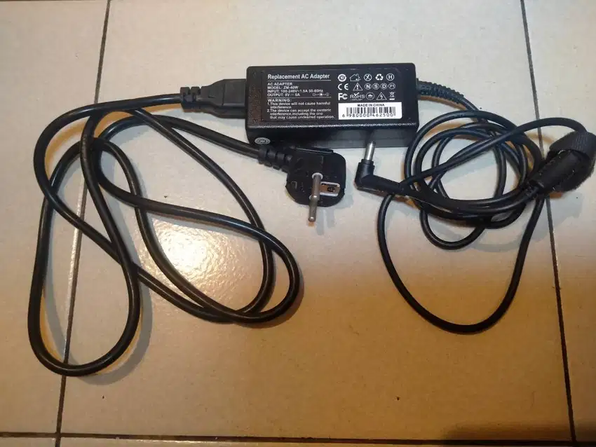 AC Adaptor For LCD Monitor & LED Viltrox