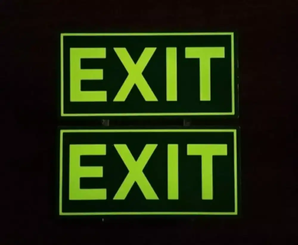 Sticker nyala Glow in the dark