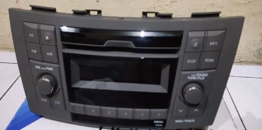 Head unit original suzuki ertiga