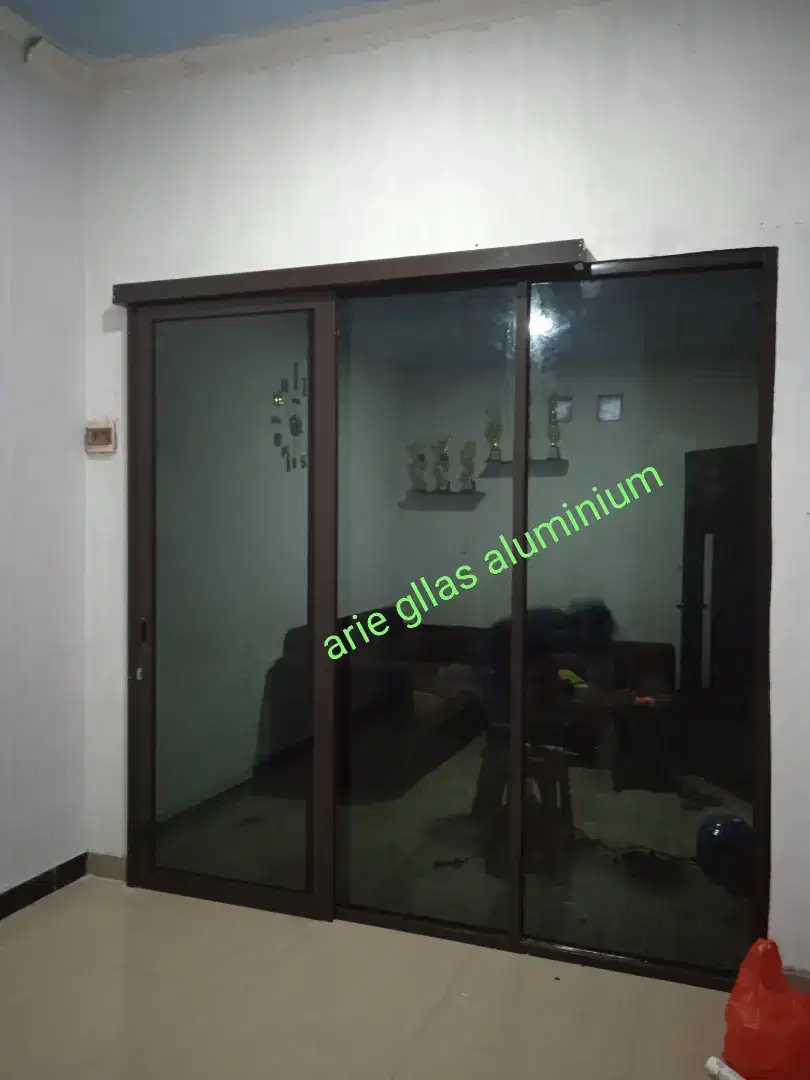 Pintu seleding single/kaca mati