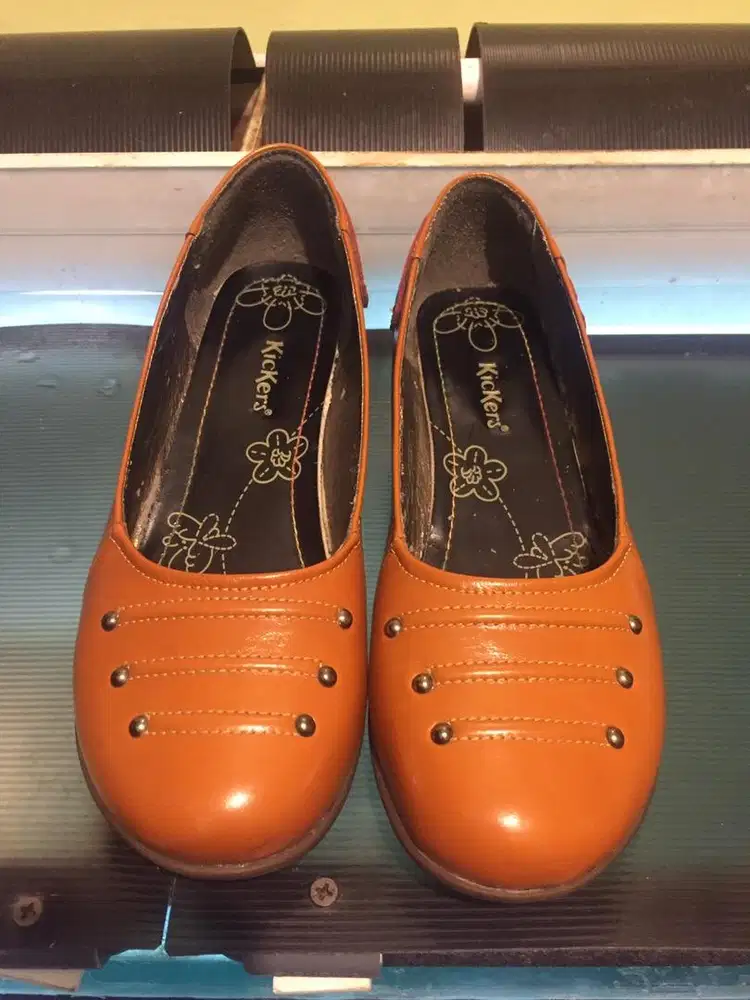 Sepatu Kickers Wanita Original