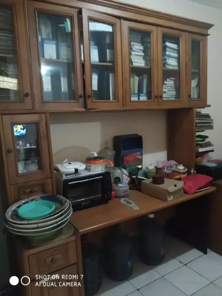 Lemari Jati Plus Meja Kerja