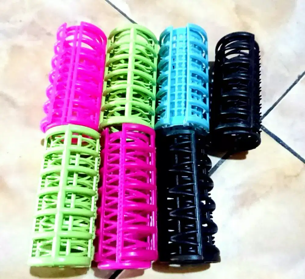 Gulungan Rambut ada 7 pcs
