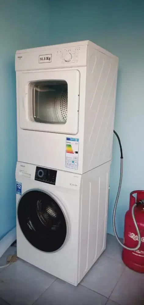 Set tumpuk mesin laundry Washer & dryer