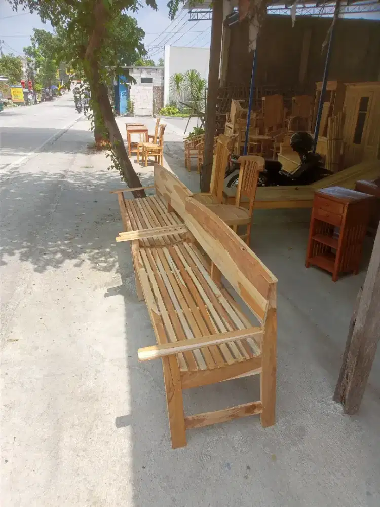 Lincak jati  kayu kering