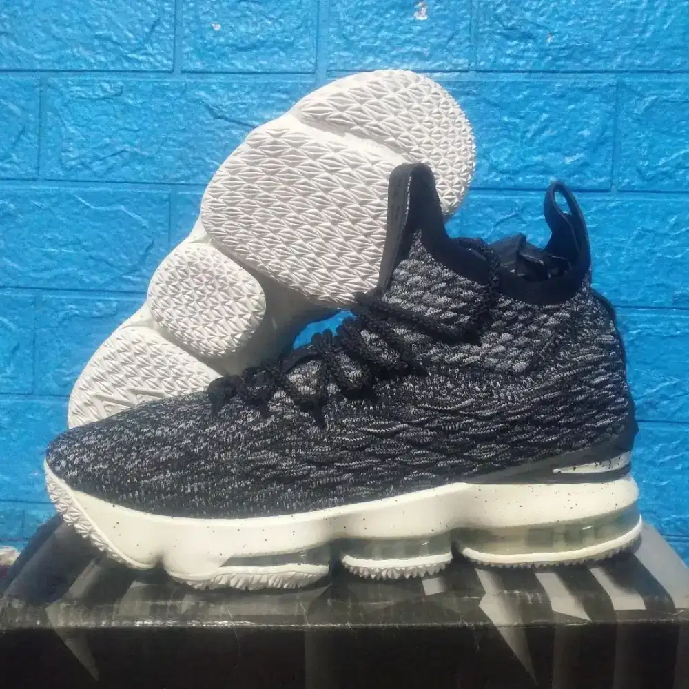 Sepatu nike basket terbaru 2015 hotsell