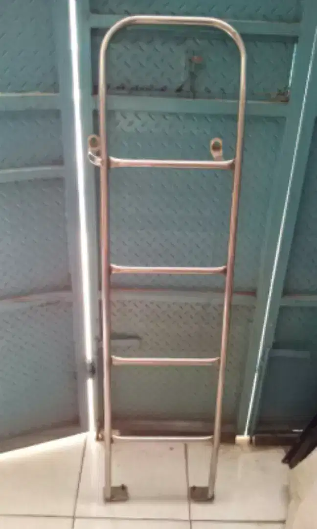 Tangga Kabin Truck - bahan stainless