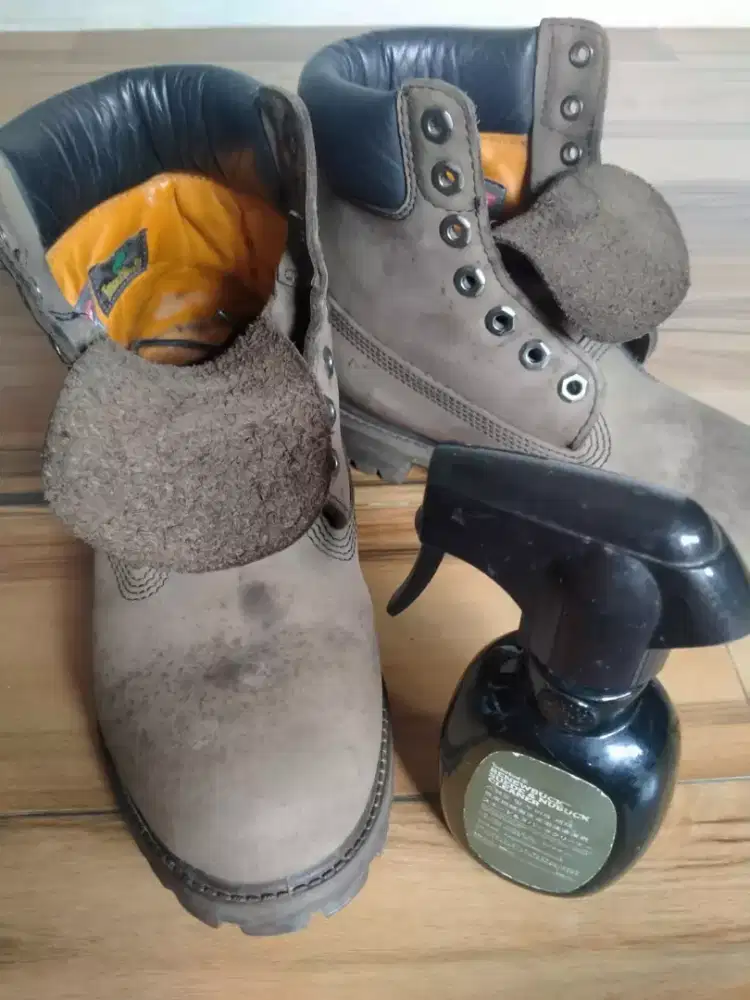 Sepatu timberland brown