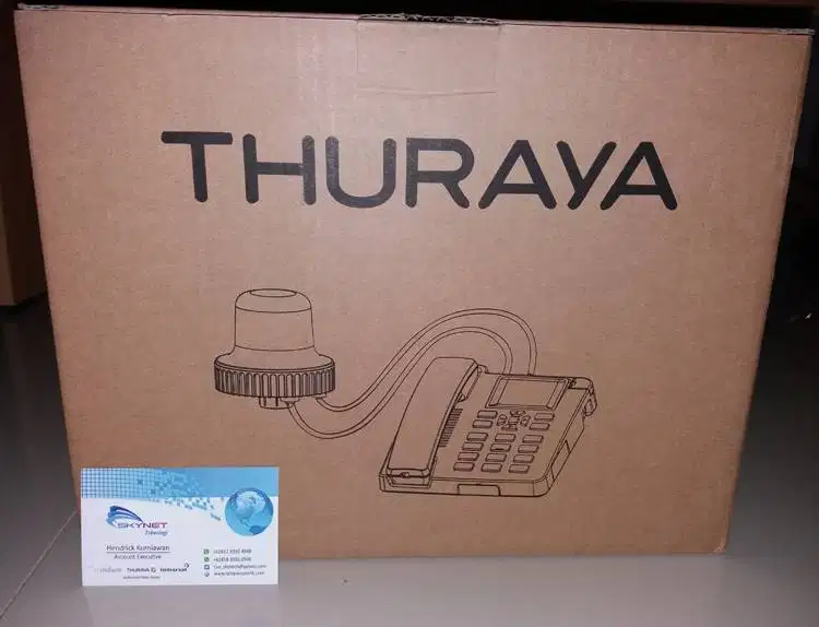 Telepon Satelit Thuraya SeaStar khusus di Lautan