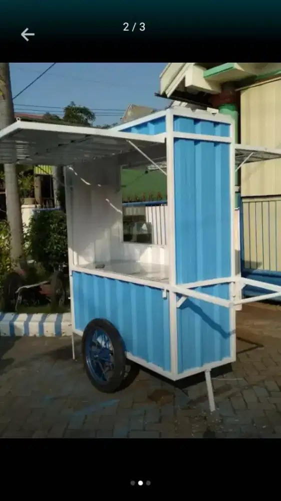 Rombong booth container