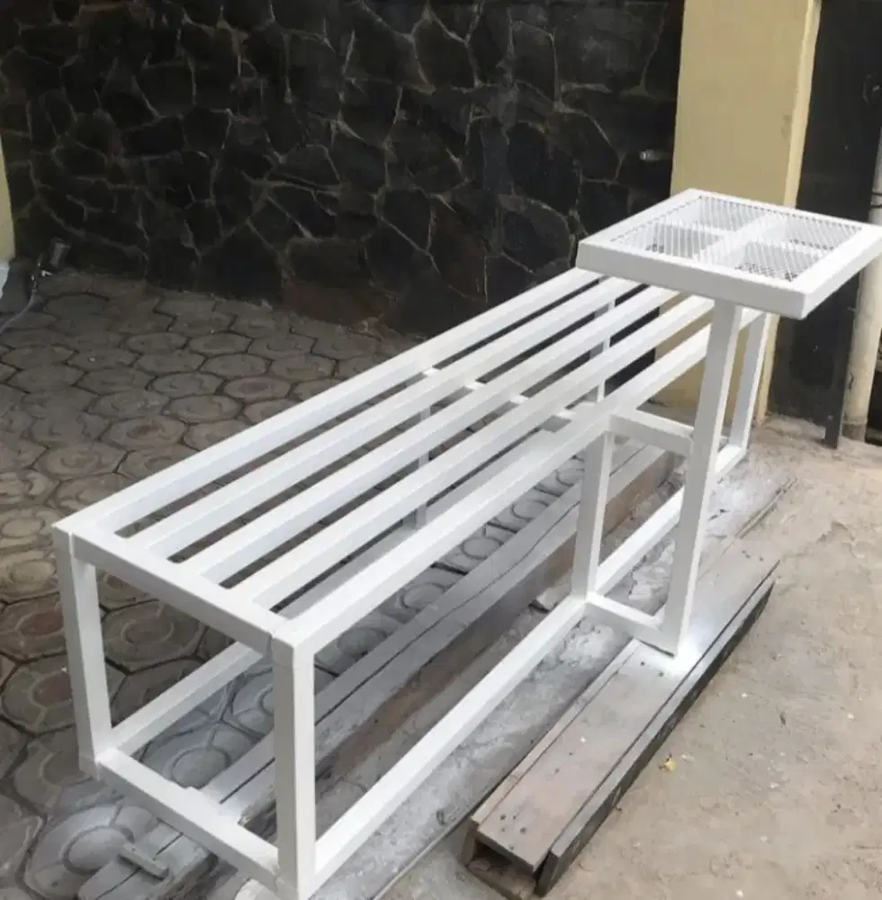 Kursi taman / kursi tunggu