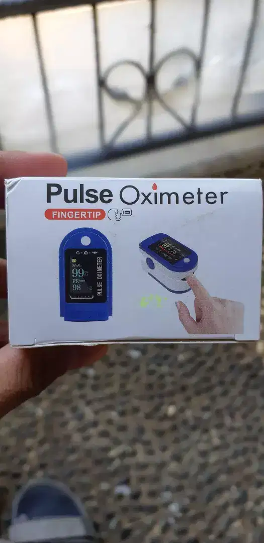 Pulse oximeter pengukur saturasi oksigen