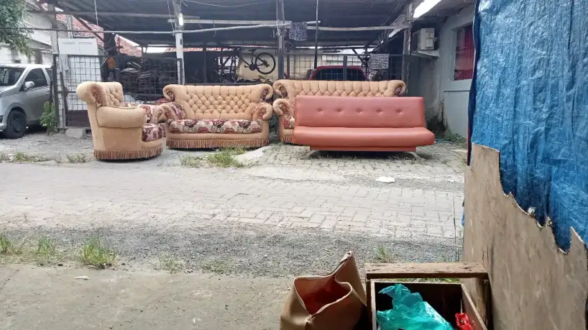 TUKANG SERVICE SOFA PANGGILAN