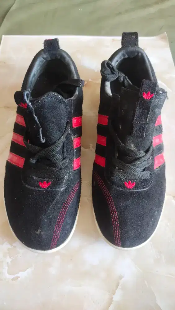 Sepatu Adidas porsche Design