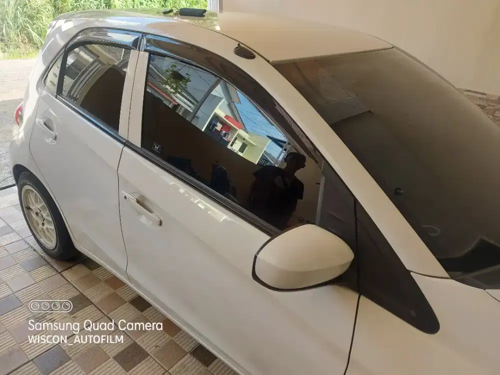 kaca film mobil bahan berkualitas panggilan