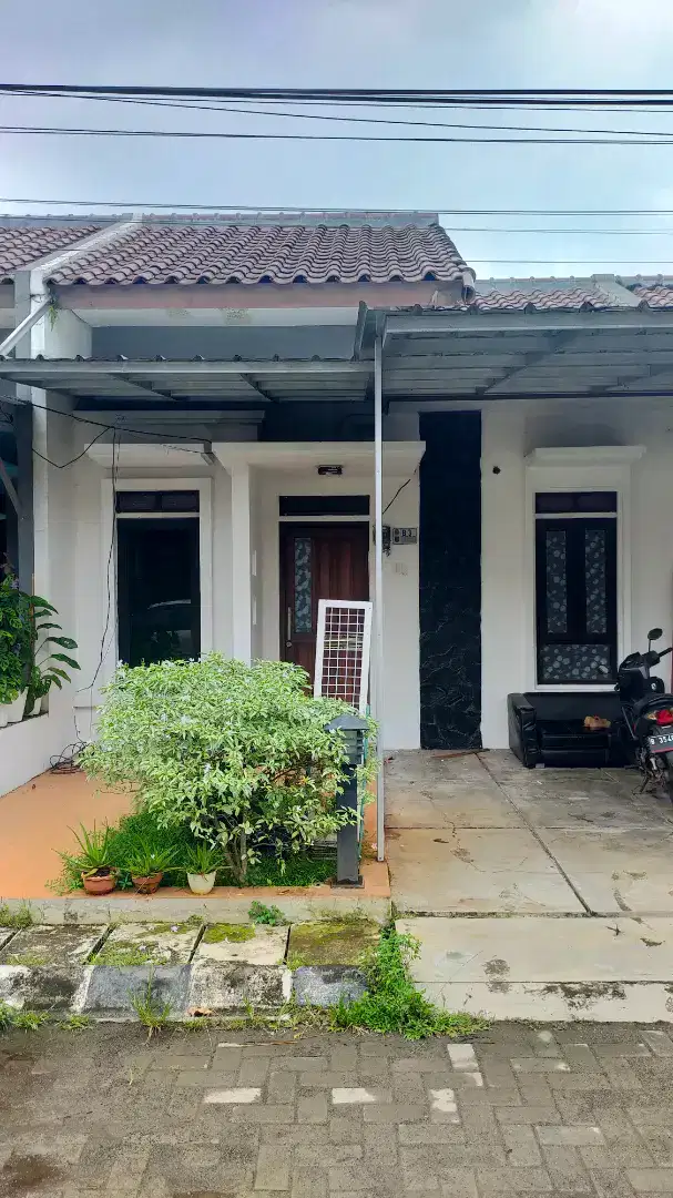 Dijual rumah cimanggis depok BU TP