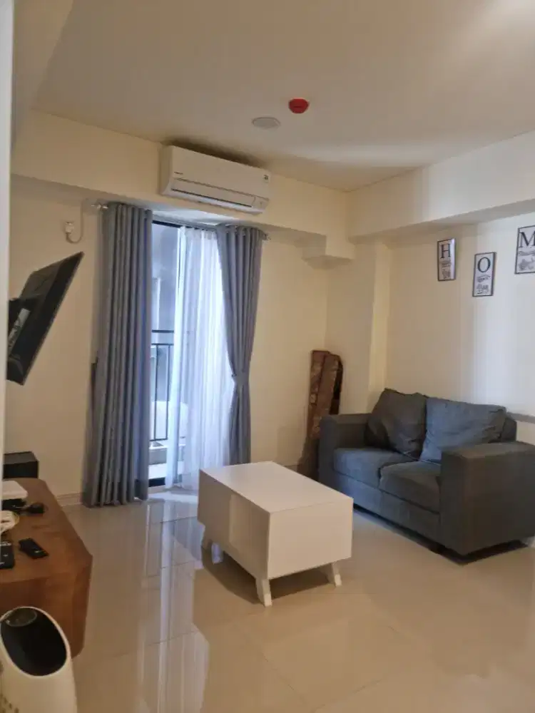 Sewa 2BR meikarta tower Oakview