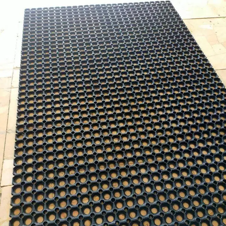 Karpet karet compos / Ringmat 50 x 150 cm Fitama carpet