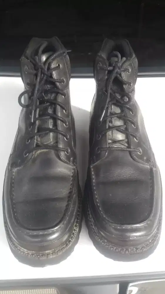 Jual Sepasang Sepatu Pria Rockport Hitam Boot Kulit asli