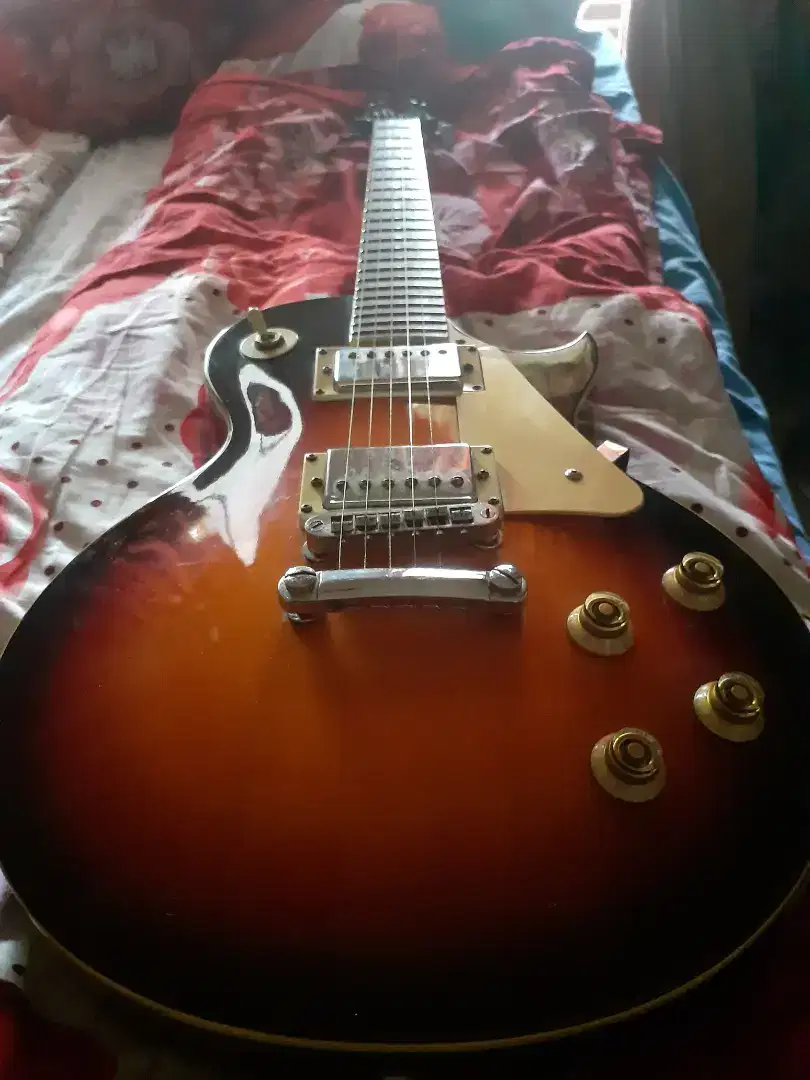 Gitar elektrik lespaul Extreme orl sunburst