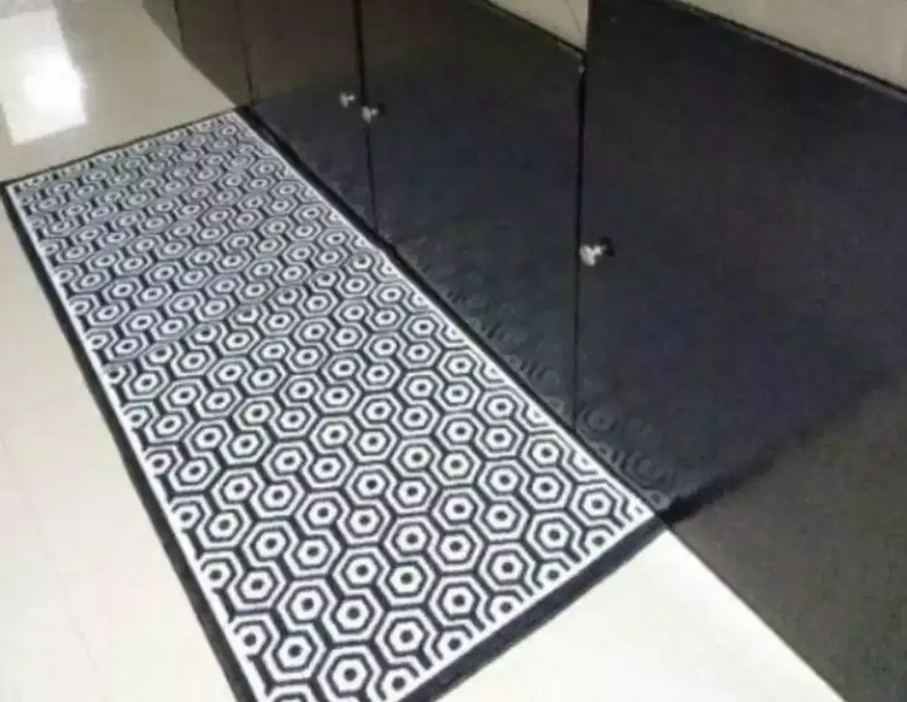 Karpet Bulu Pendek Tebal