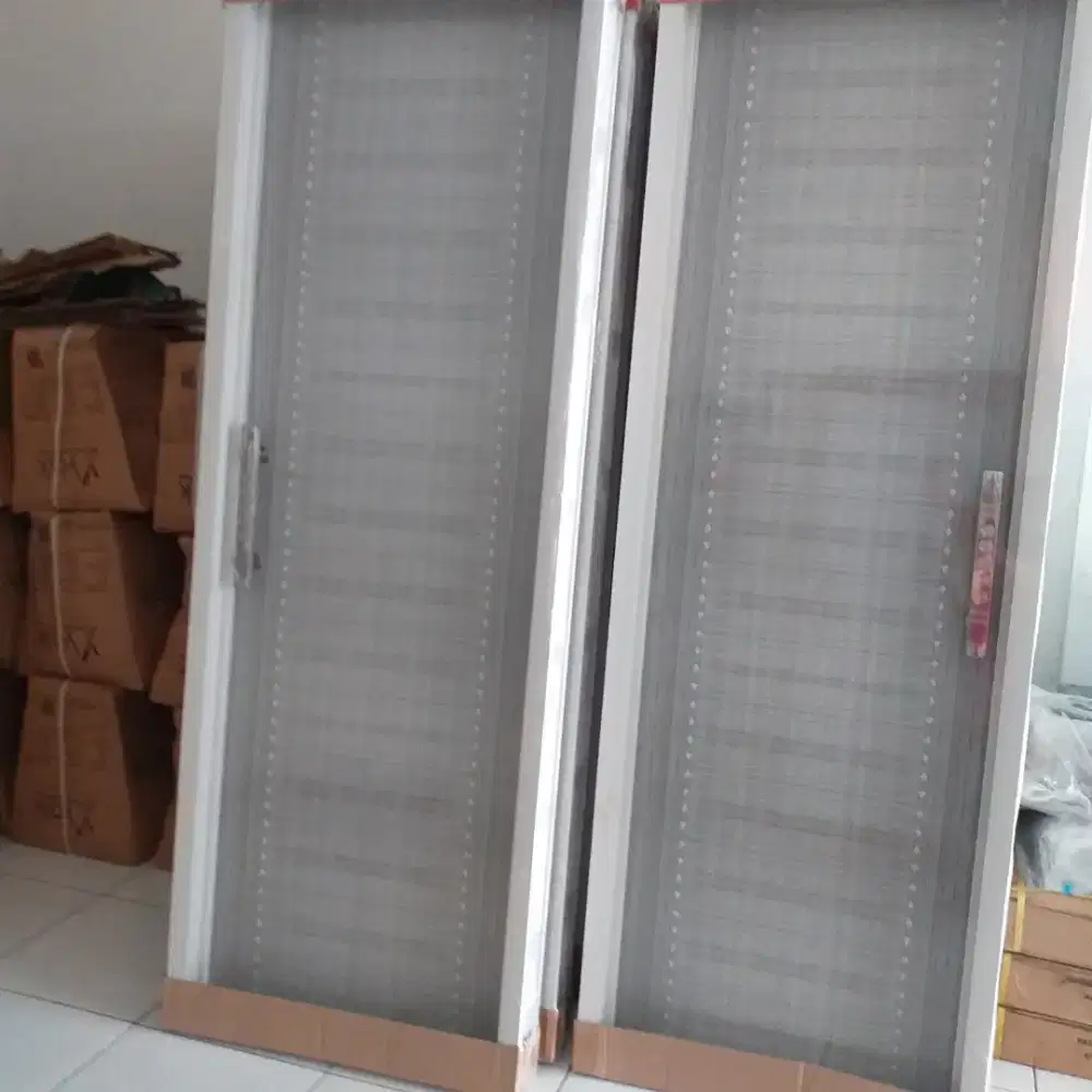 Pintu pvc kmr mandi minimalis