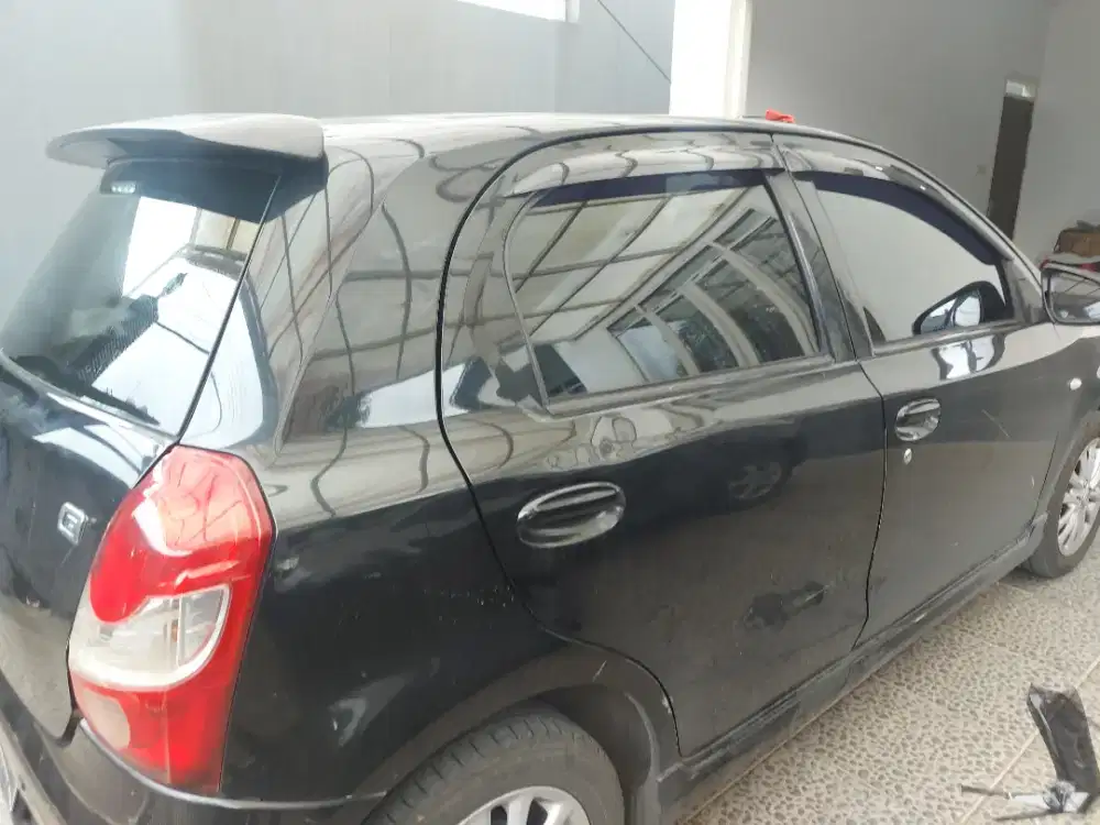 pasang kaca film mobil bebas pilih kegelapan