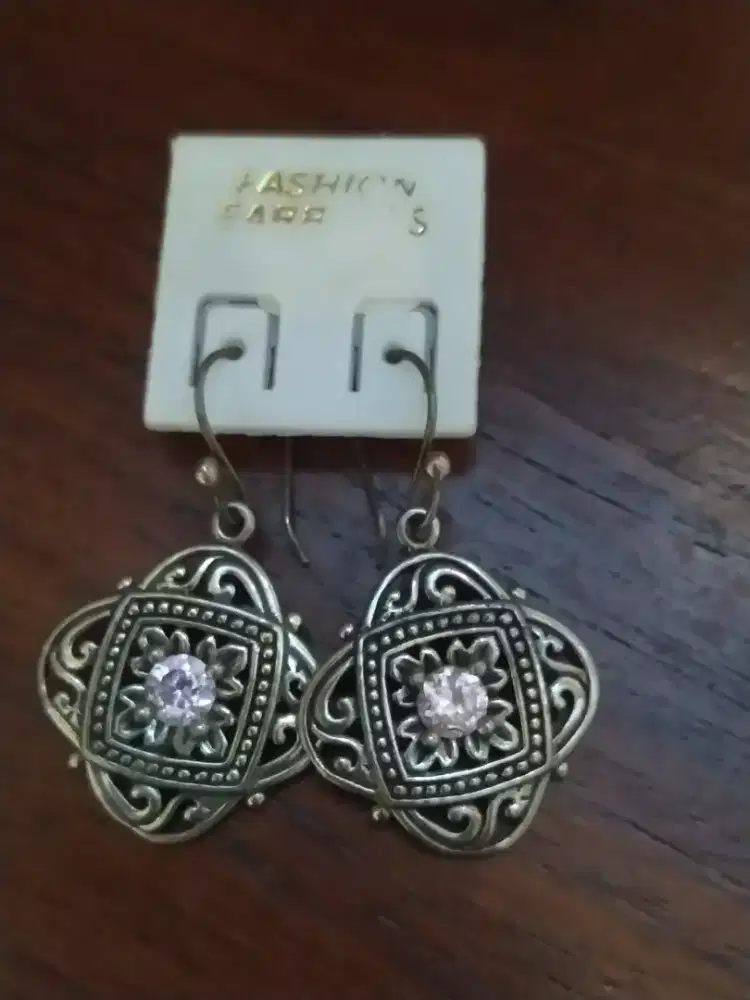 Anting silver antique