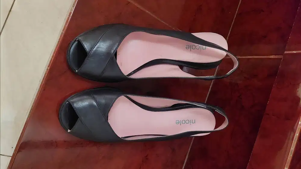Sepatu Nicole Size 6 1/2