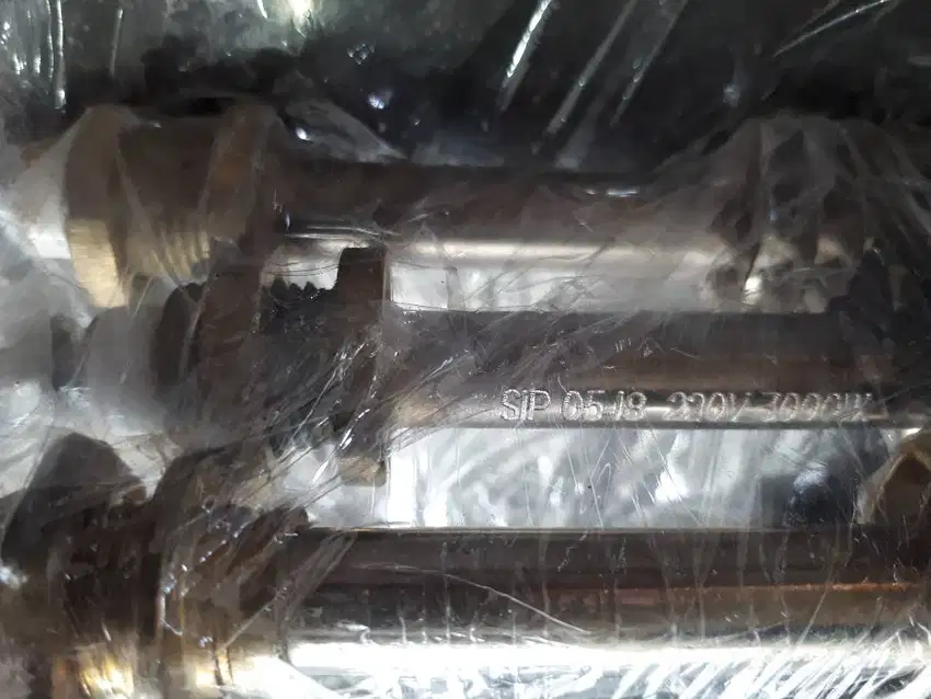 Element Heater 220v/3KW dengan Dissipating Fin (A-392)
