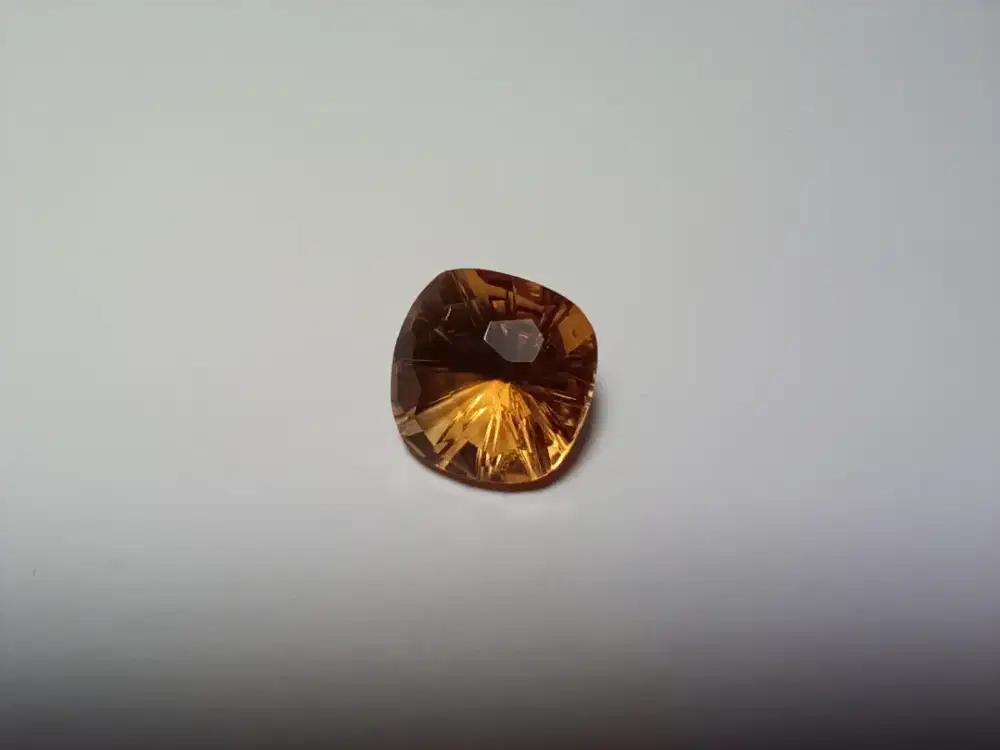 Natural Citrine Bersertifikat 3.50 Carat Bersertifikat