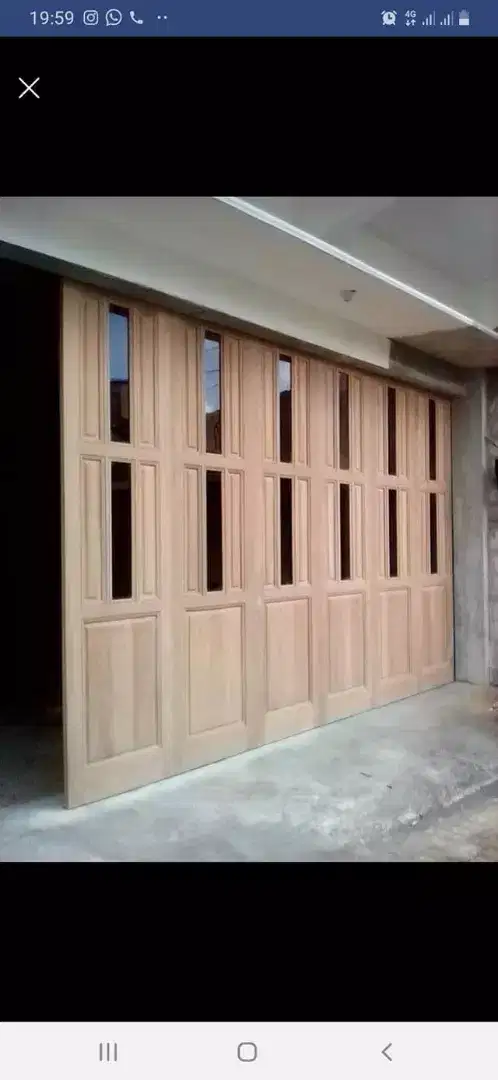 Pintu garasi model minimalis dan panil