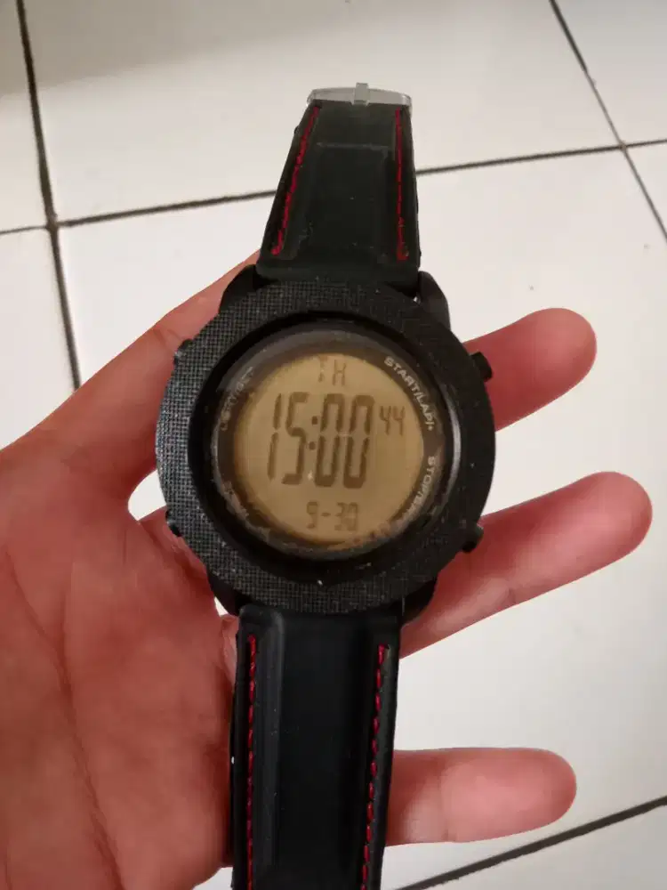 Jam Tangan pria dan wanita